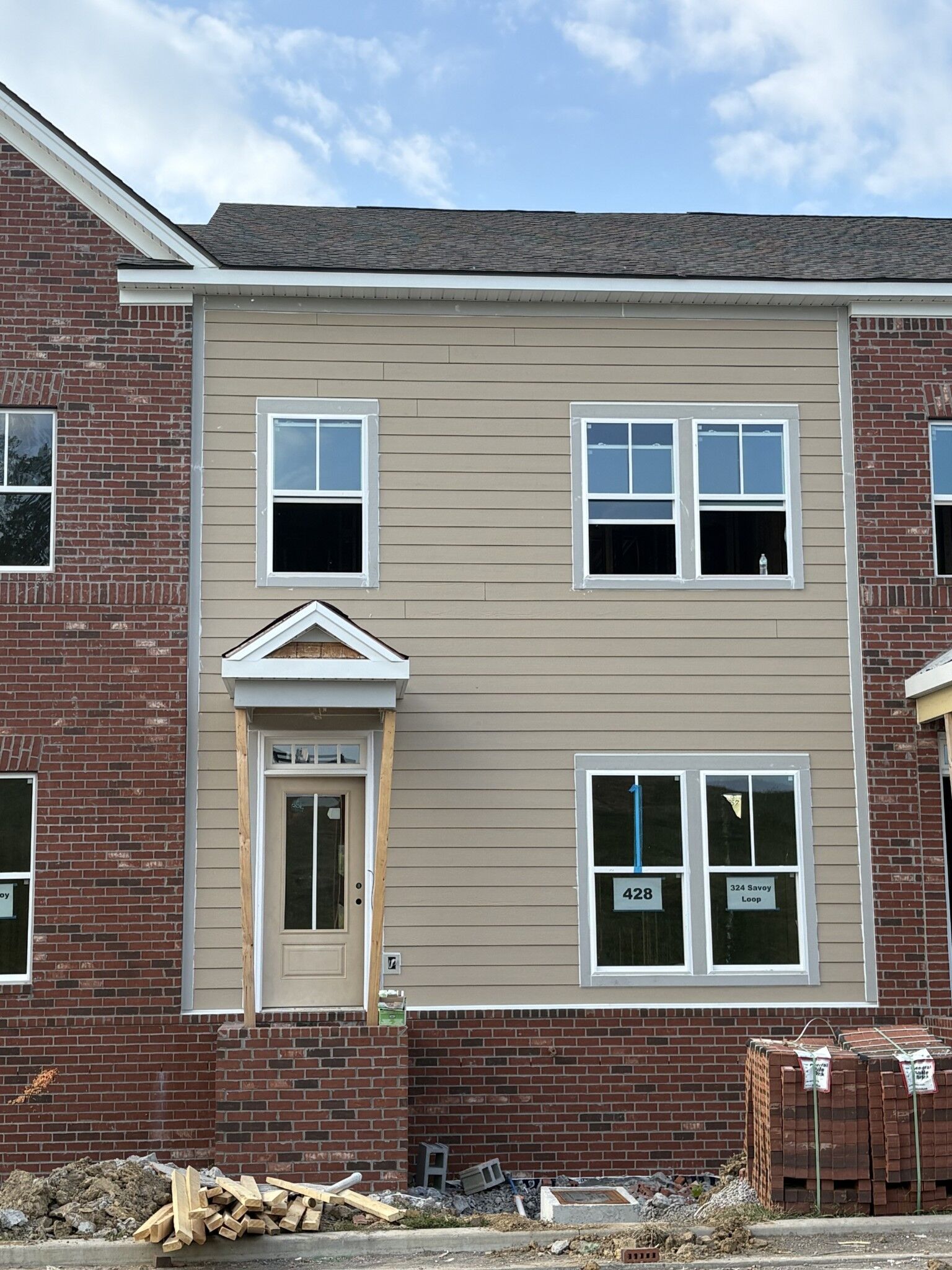 Property Photo:  324 Savoy Loop  TN 37135 