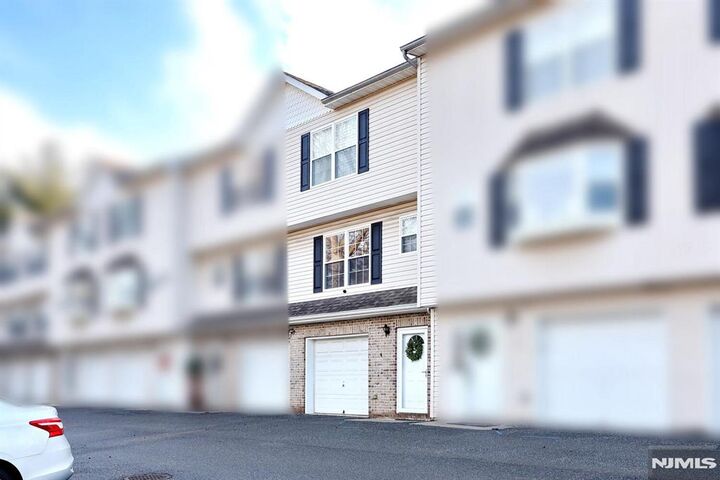 Property Photo:  209 Union Street 4  NJ 07644 