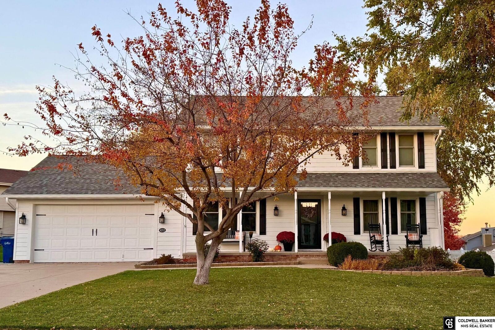 Property Photo: 4212 Longview Street NE 68123