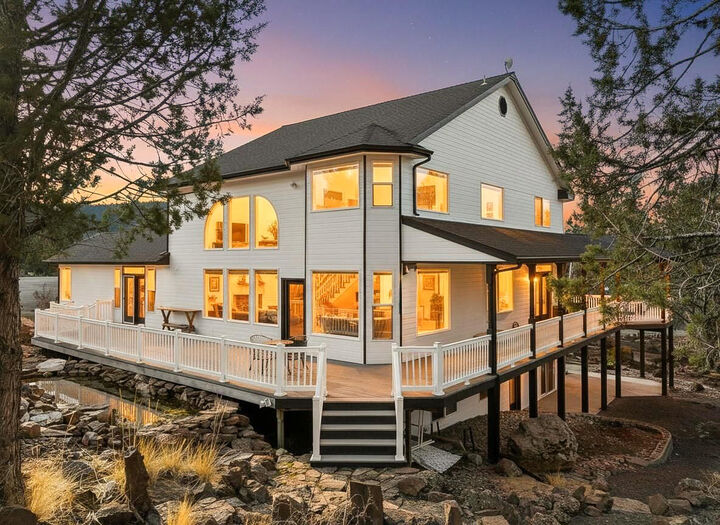 Property Photo:  750 NE Wyoming Drive  OR 97754 