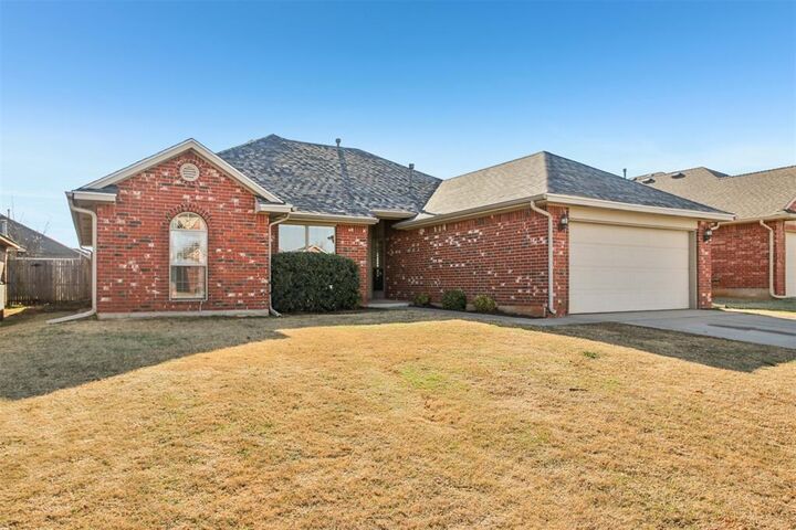 Property Photo:  1732 SW 31st Street  OK 73160 