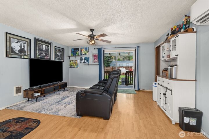 Property Photo:  209  Nenant Street S  WA 98530 