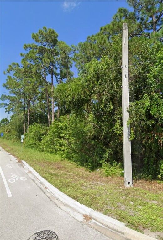 Property Photo:  4110 58th Avenue  FL 32967 