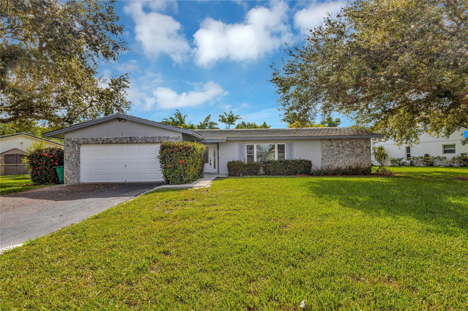 Property Photo:  3655 NW 113th Avenue  FL 33065 