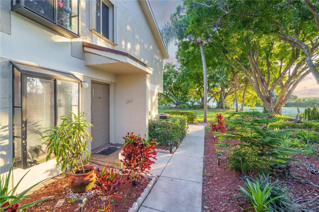 Property Photo:  709 Gardens Drive 101  FL 33069 