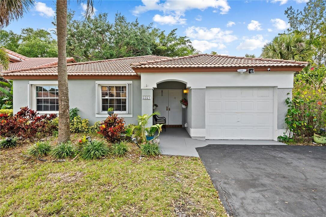 Property Photo: 5561 NW 49th Way FL 33073
