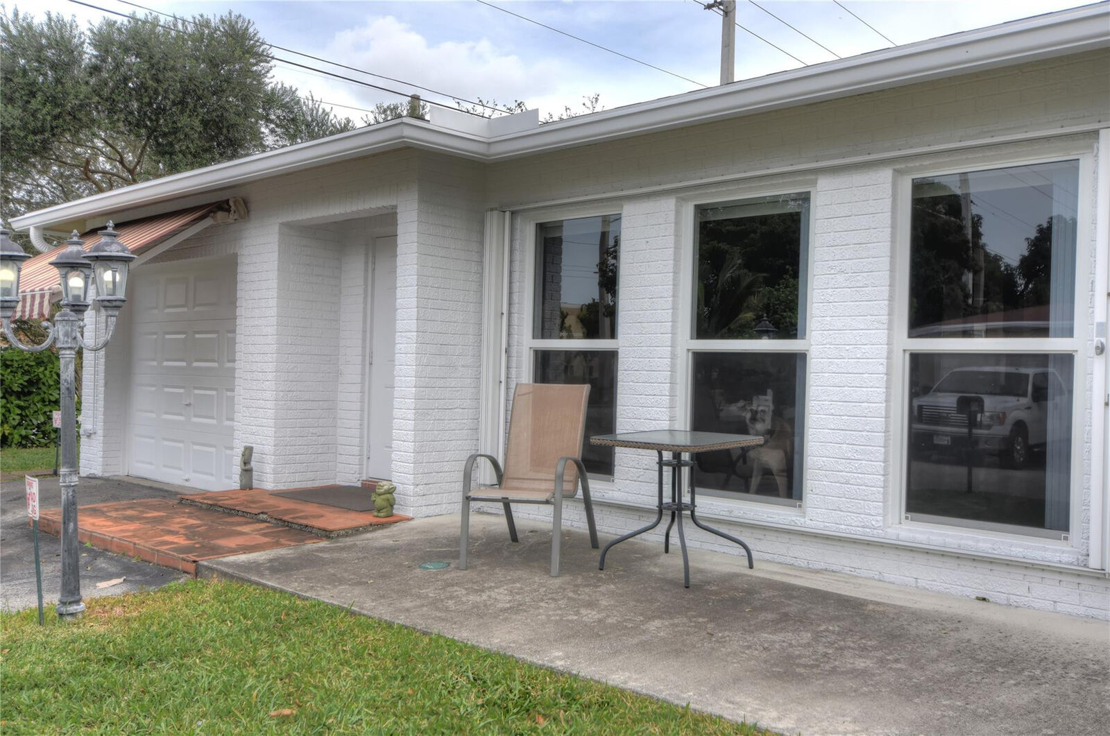 Property Photo:  4920 NW 15th Avenue  FL 33064 