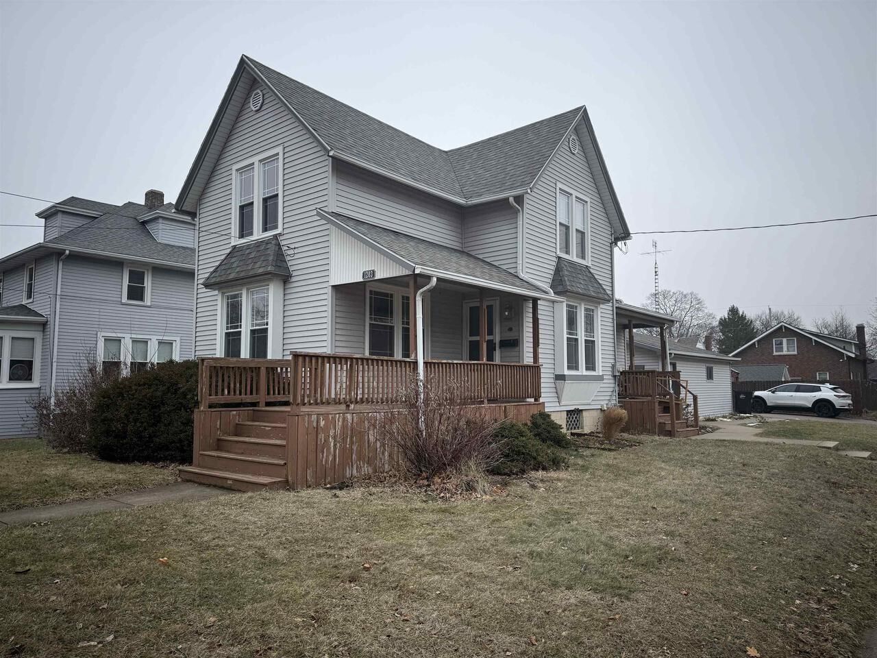 Property Photo:  1203 Vine Street  WI 53511 