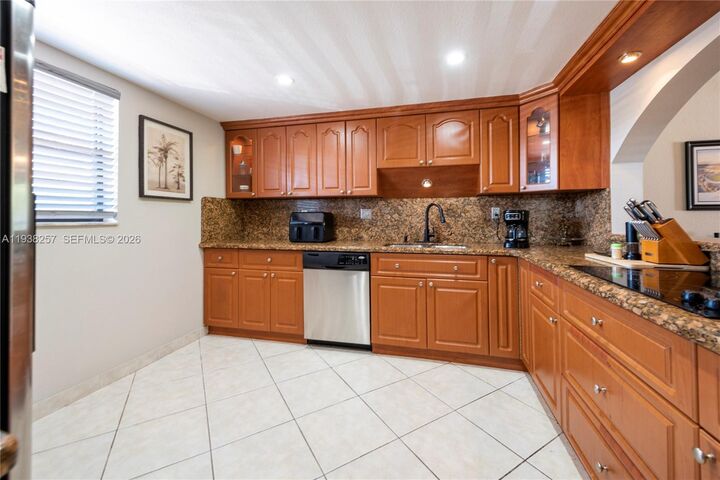 Property Photo:  4975 E Sabal Palm Blvd 309  FL 33319 
