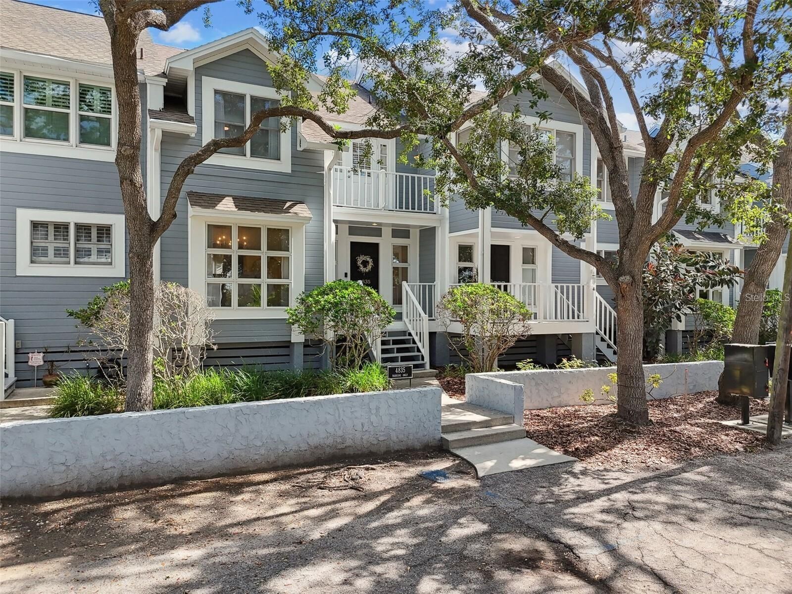 Property Photo: 4835 W Flamingo Road FL 33611