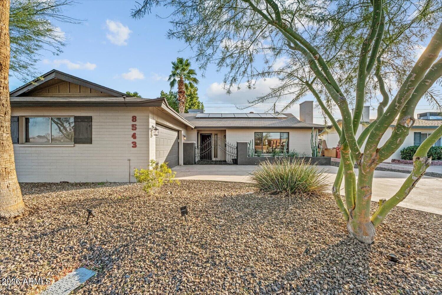 Property Photo: 8543 E Jackrabbit Road AZ 85250
