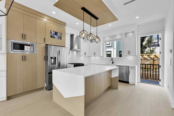 Property Photo:  16649 18A Avenue 102  BC V3Z 1A2 