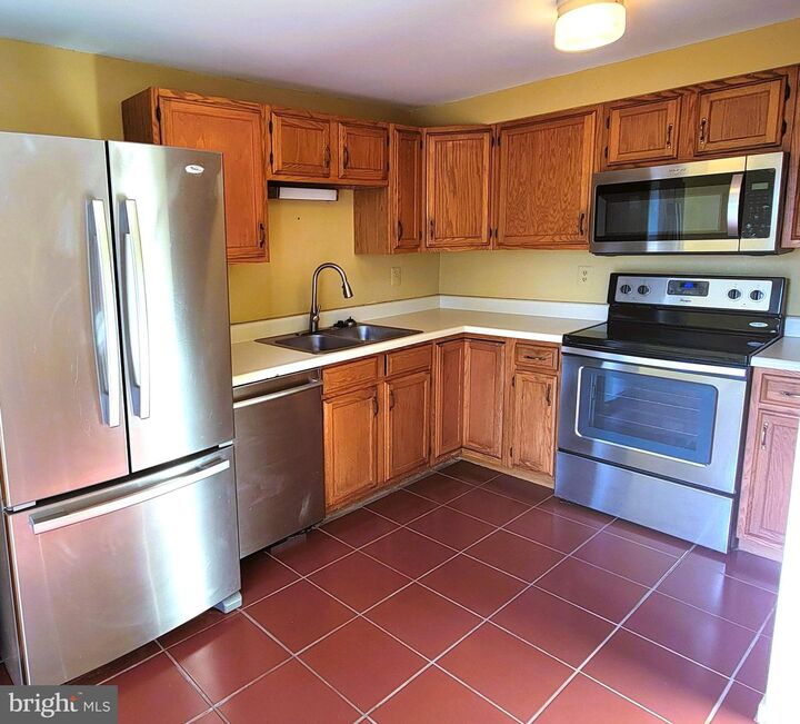 Property Photo:  13 E Hart Street  VA 22601 