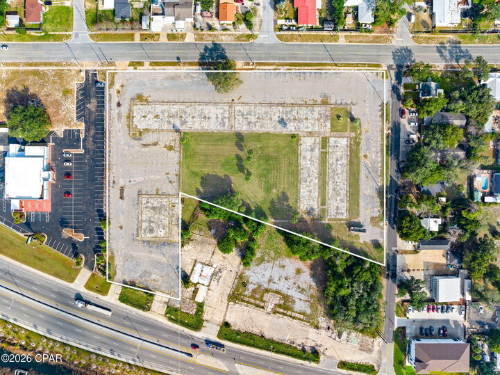 Property Photo:  4810 W Highway 98  FL 32401 