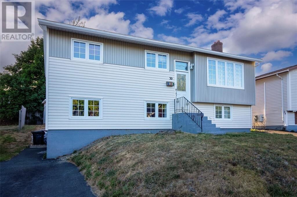 Photo de la propriété: 30 Lloyd Crescent NL