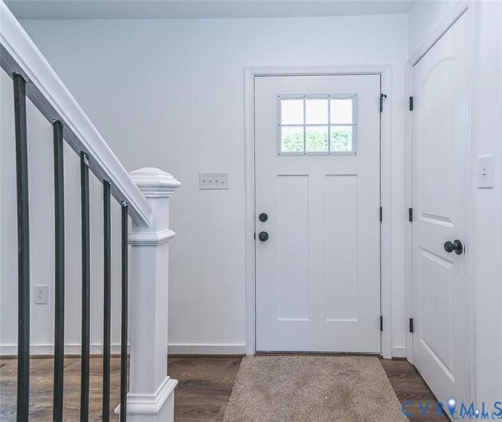 Property Photo:  182 Yorktown Drive  VA 22546 