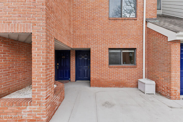 Property Photo:  15 River Road 210  CT 06807 