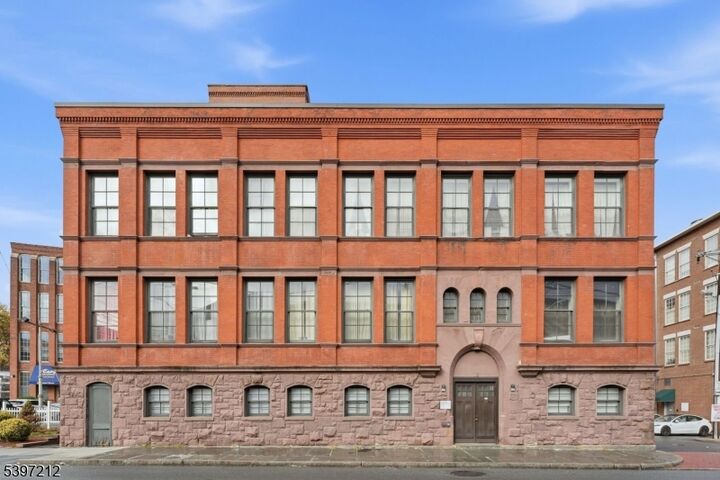 Property Photo:  19 Market St 205  NJ 07501 