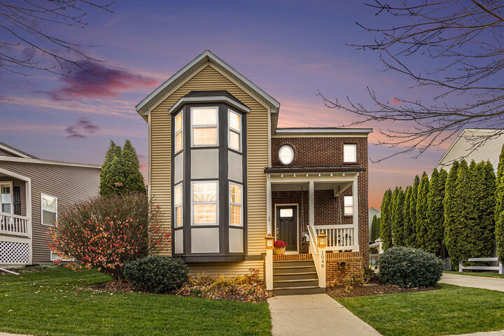 Property Photo: 1048 Graystone Road MI 49423