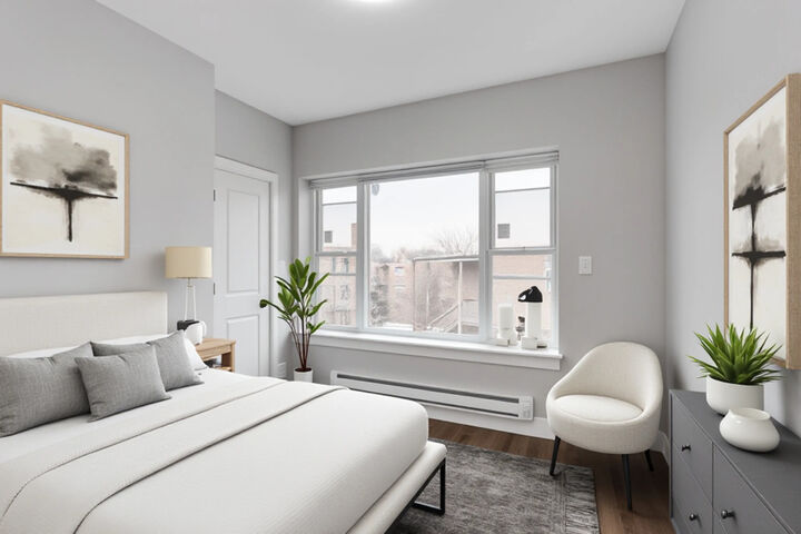 Property Photo: 8022 S Ellis Avenue 1B IL 60619