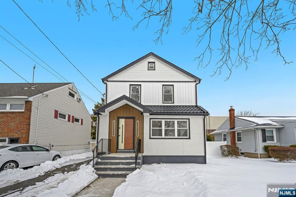 Property Photo:  309 Ottawa Avenue  NJ 07604 