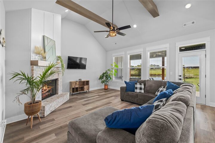 Property Photo:  1257 Malone Road  AR 72734 