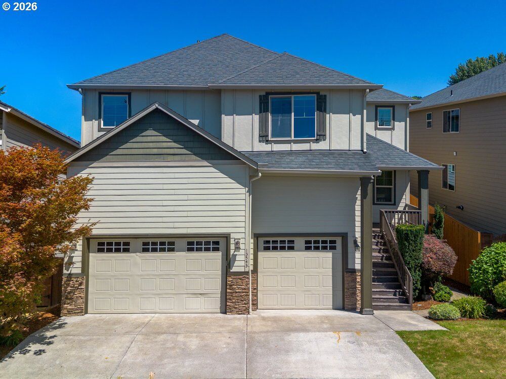 Property Photo:  13543 SE Almond Dr  OR 97015 