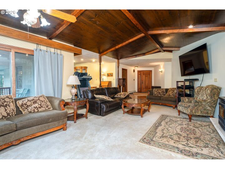 Property Photo:  27572 S Kinzy Rd  OR 97023 