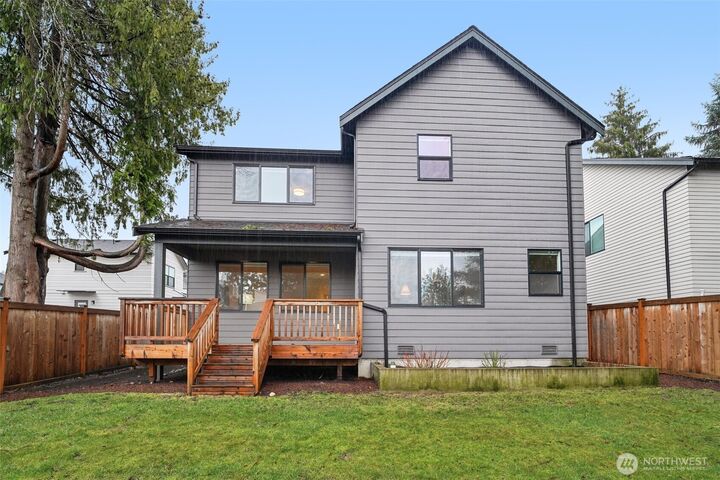 Property Photo: 12332 38th Avenue NE 1 WA 98125