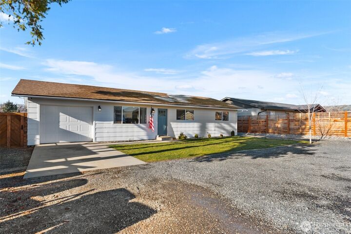 Property Photo:  308 S Jackson  WA 98802 