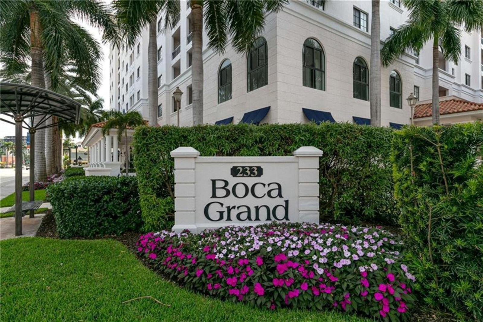 Property Photo: 233 S Federal Highway 203 FL 33432