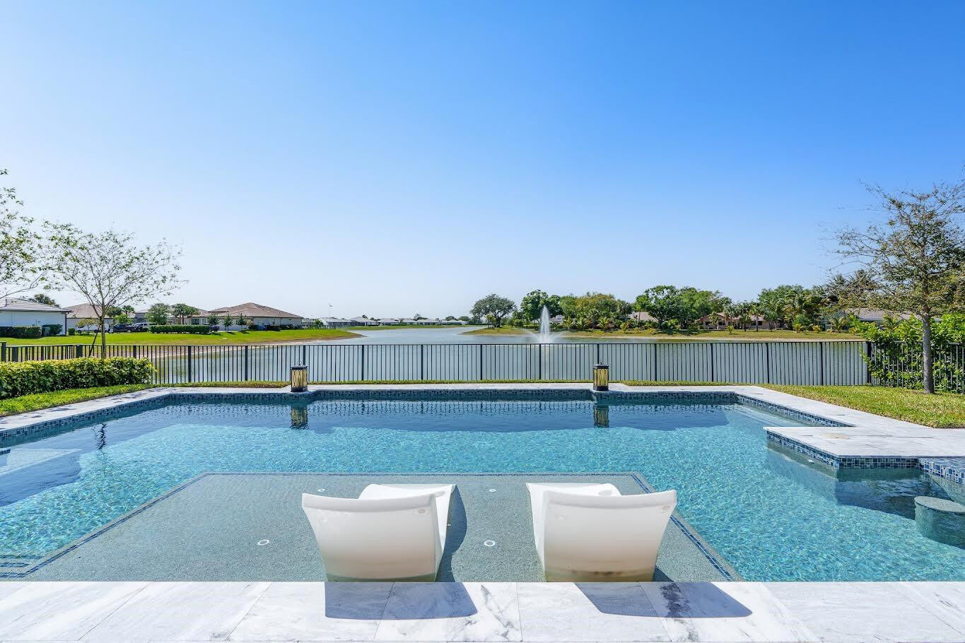 Property Photo: 4619 Pinehurst Trail FL 33309