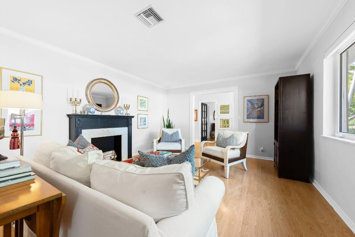 Property Photo: 402 SW 63rd Terrace FL 33317