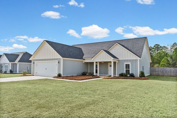 Property Photo:  144 Scarlet Way  GA 31763 