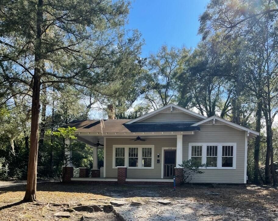 Property Photo:  1218 Wichman Street  SC 29488 