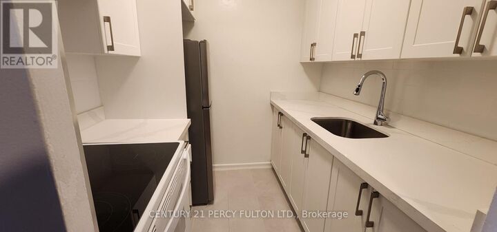 Property Photo:  1305 Wilson Avenue South 304  ON M3M 1J4 
