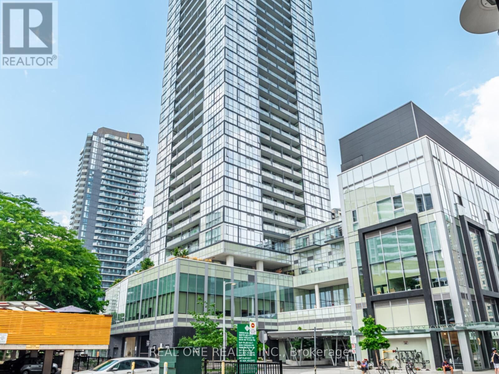 Property Photo: 5180 Yonge Street 3405 ON M2N 5P6