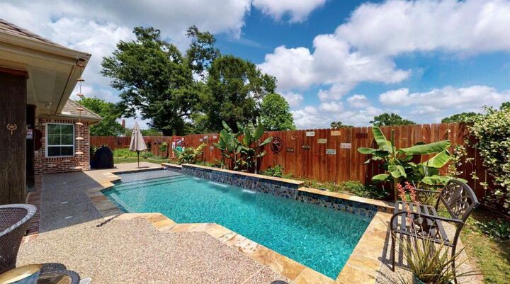 Property Photo:  104 Mockingbird Lane  TX 77611 