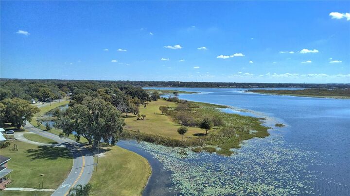Property Photo:  201 Lake Bonny Drive E  FL 33801 