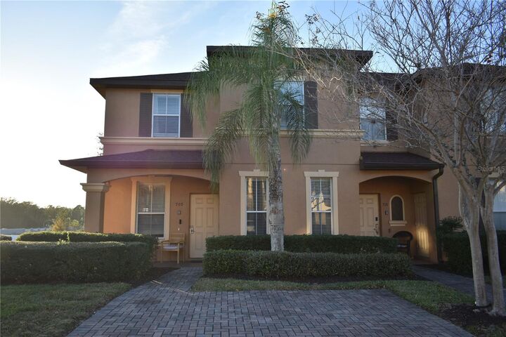 Property Photo:  705 La Mirage Street  FL 33897 