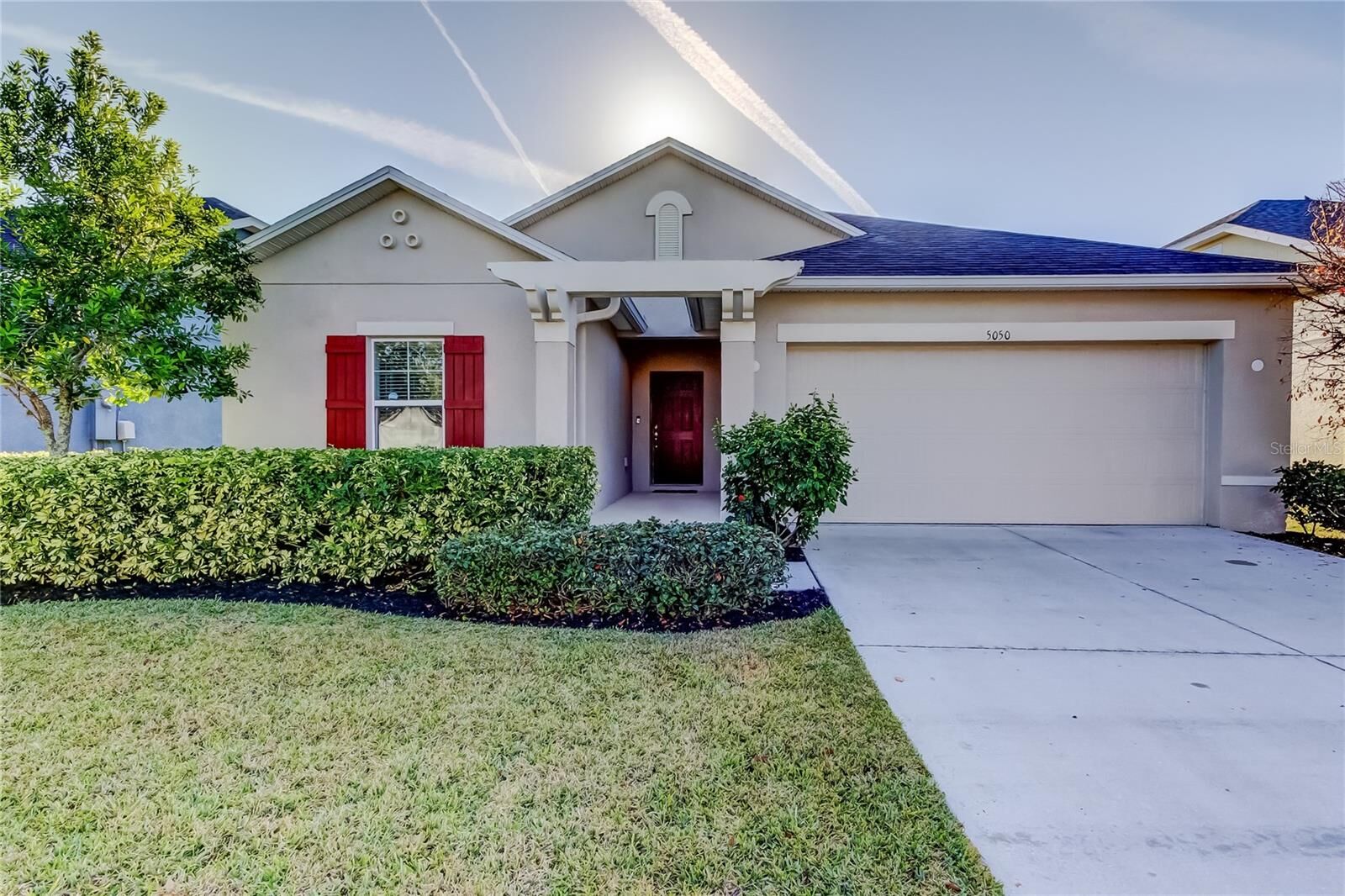 Property Photo:  5050 Suncatcher Drive  FL 33545 