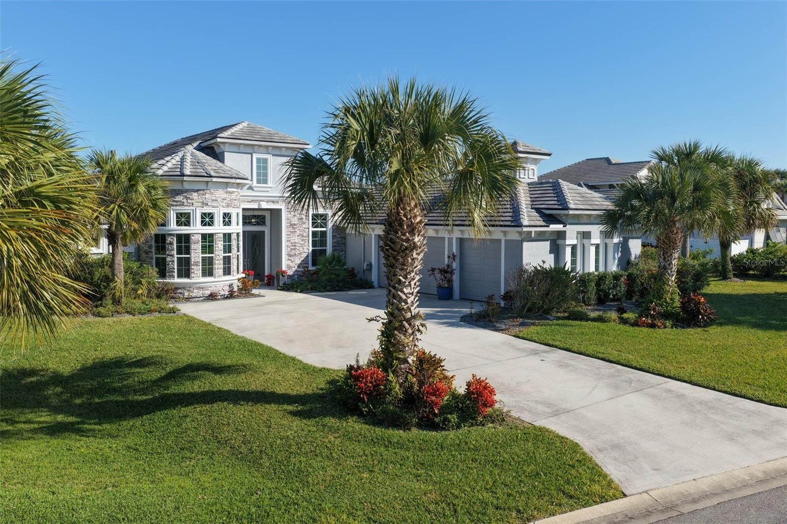 Property Photo:  173 Island Estates Parkway  FL 32137 