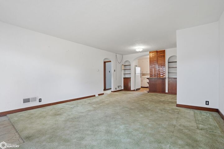 Property Photo:  111 Pierson Court  IA 52601 