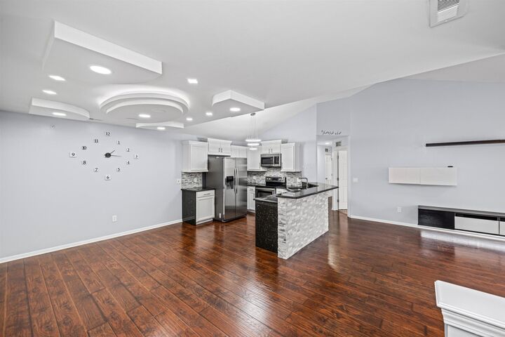 Property Photo:  49143 W Woods Drive  MI 48317 