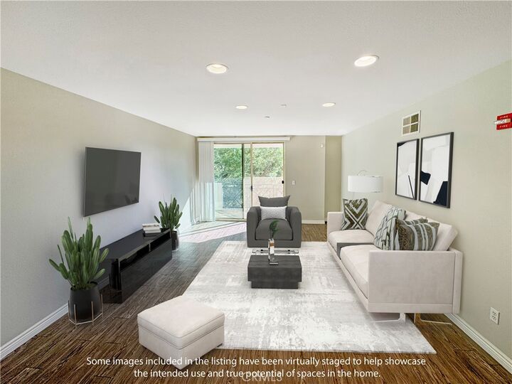 Property Photo: 712 E Walnut 506 CA 91101