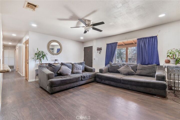 Property Photo:  15177 Greenrock Avenue  CA 93535 