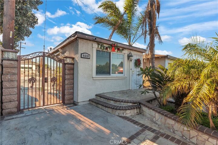 Property Photo:  4610 Leonis  CA 90040 