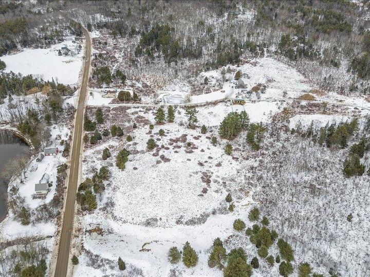 Property Photo:  141 Gross Point Road  ME 04472 