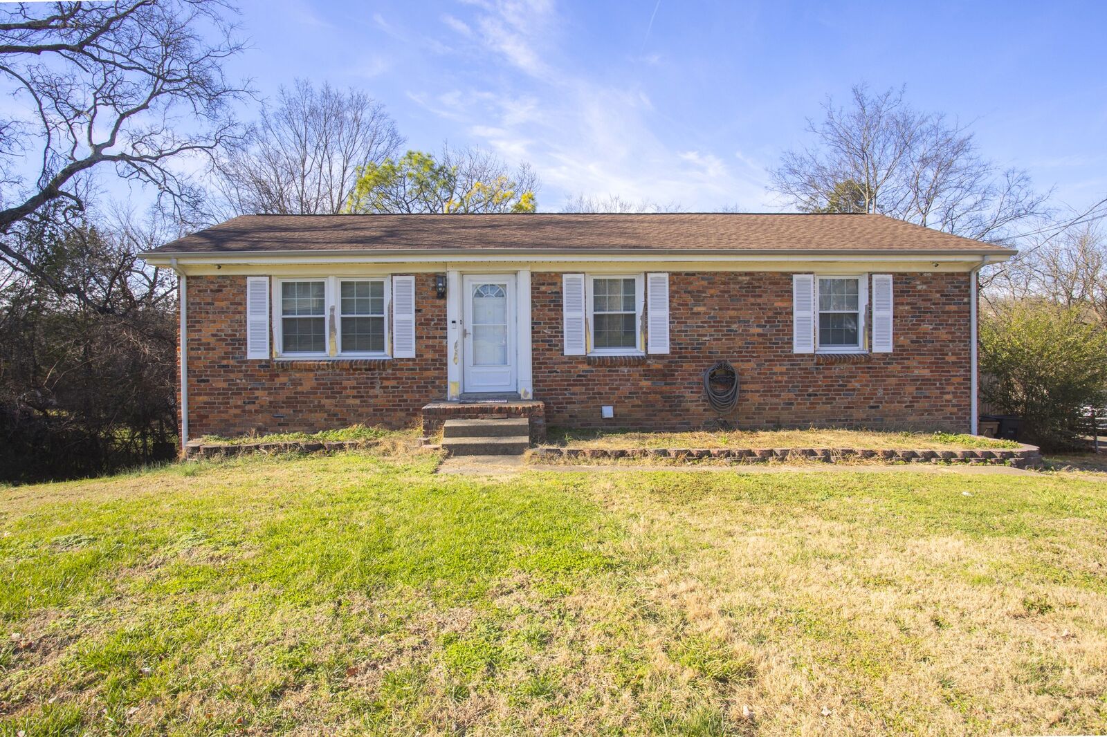 Property Photo: 2825 Desplane Dr TN 37217