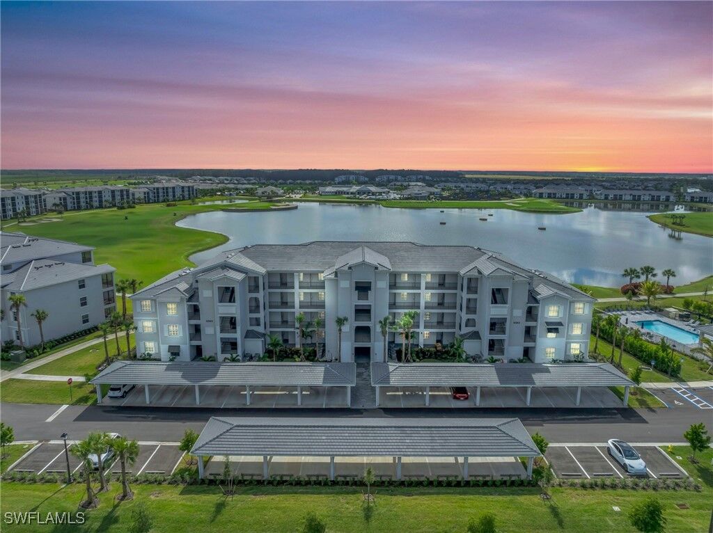 Property Photo:  5583 Double Eagle Circle 4118  FL 34142 